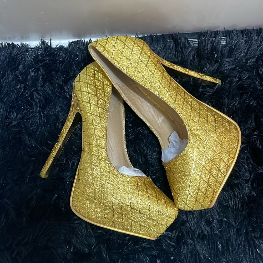 ALBA Gold Pumps Stiletto Heels